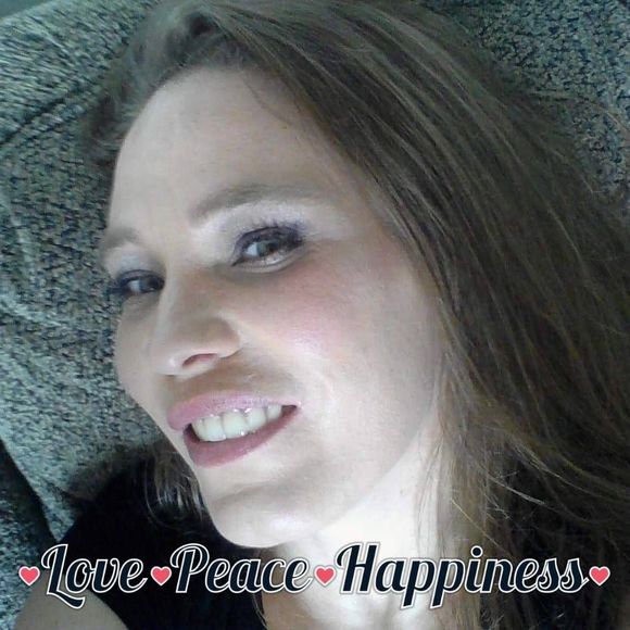 Meet your Posher, Fanessa - Picture 1 of 1